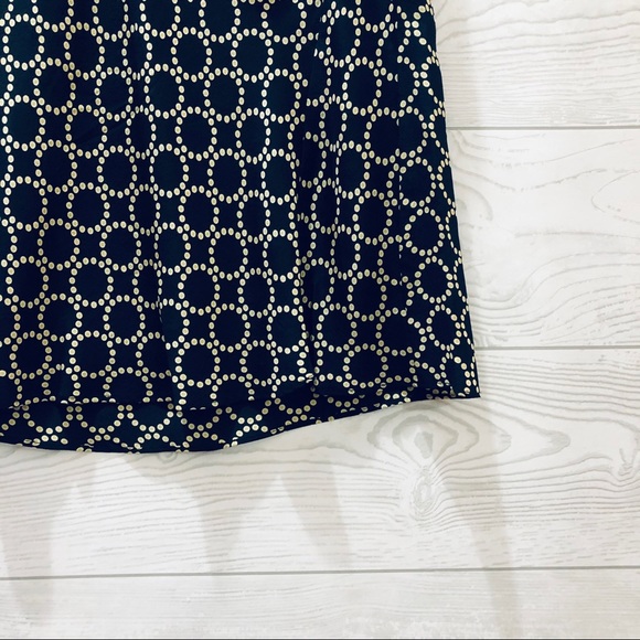 BANANA REPUBLIC Top - Picture 2 of 7